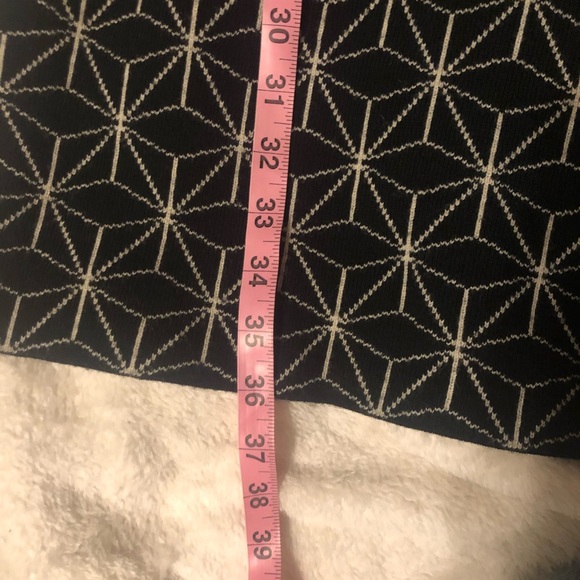 Alice and Olivia wool sweater dress L black white geometric print EUC - Picture 5 of 5